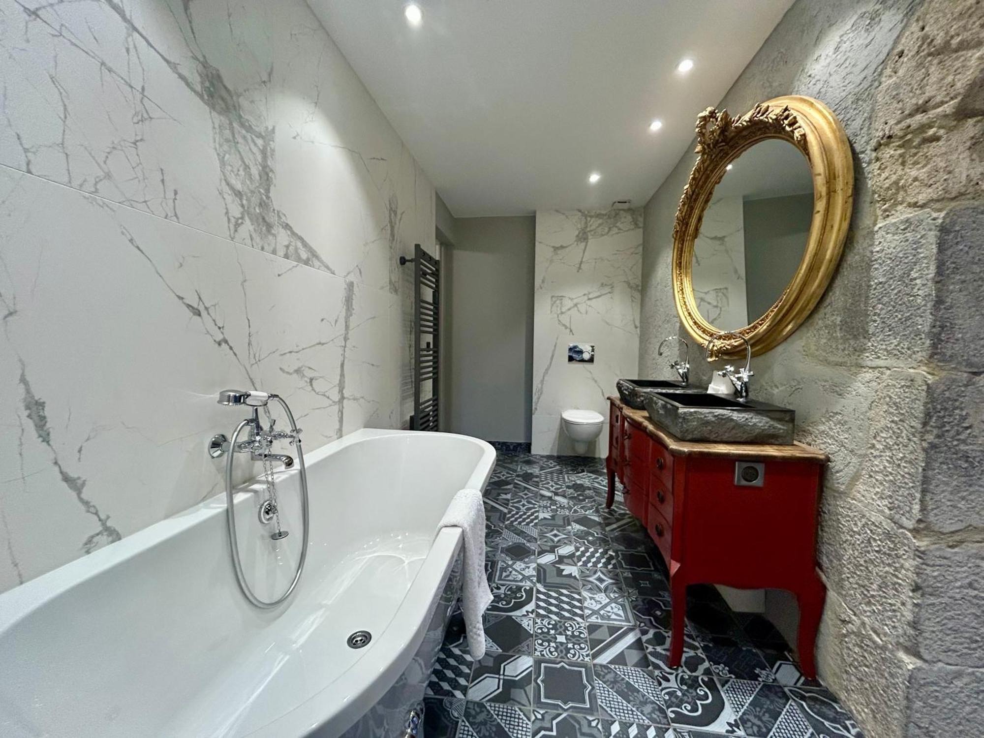 Chateau De La Rive - Suite Prestige - Chambre 2 Personnes Cruet Dış mekan fotoğraf